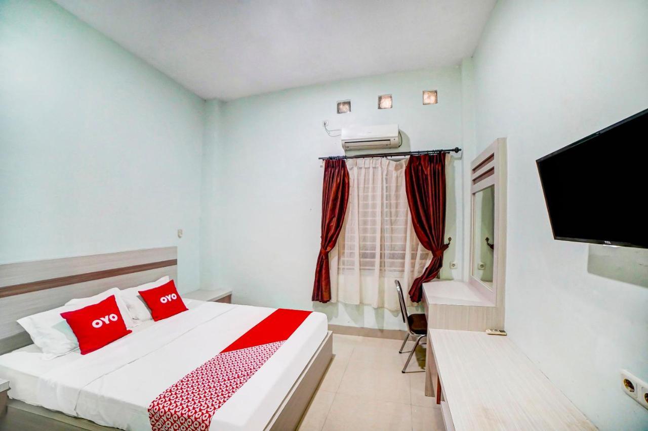 Oyo 91170 Ayahanda Residence Medan Exterior photo